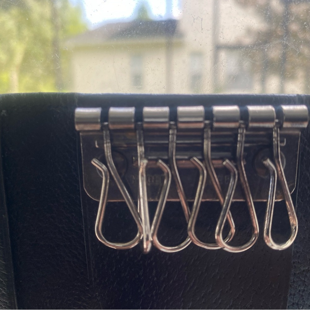 Authentic GUCCI 6 Key Ring Holder Case GG Canvas Leather Black Like New - Picture 9 of 15